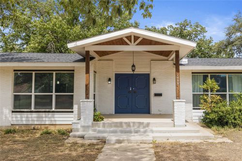 2006 11th St, Brownwood, TX, 76801-5440 | Card Image