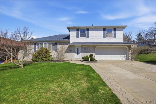 48 Hillview Ter, West Seneca, NY, 14224-2817 | Card Image