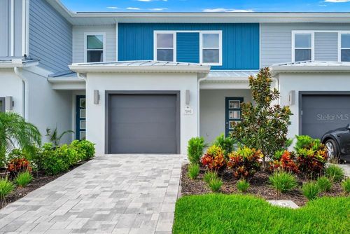 7846 Spectrum Dr, Reunion, FL, 34747-3406 | Card Image