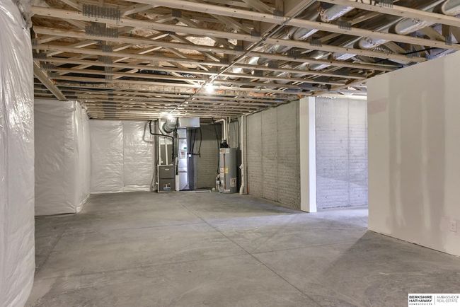 5513 N 191 St St, House other with 4 bedrooms, 3 bathrooms and 3 parking in Elkhorn NE | Image 58