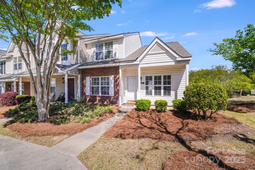 17125 Greenlawn Hills Ct, Charlotte, NC, 28213-5906 | Card Image