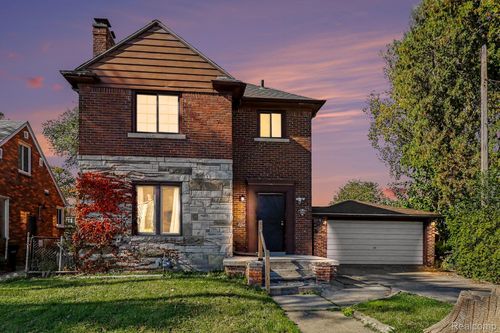 15865 Auburn St, Detroit, MI, 48223-1218 | Card Image
