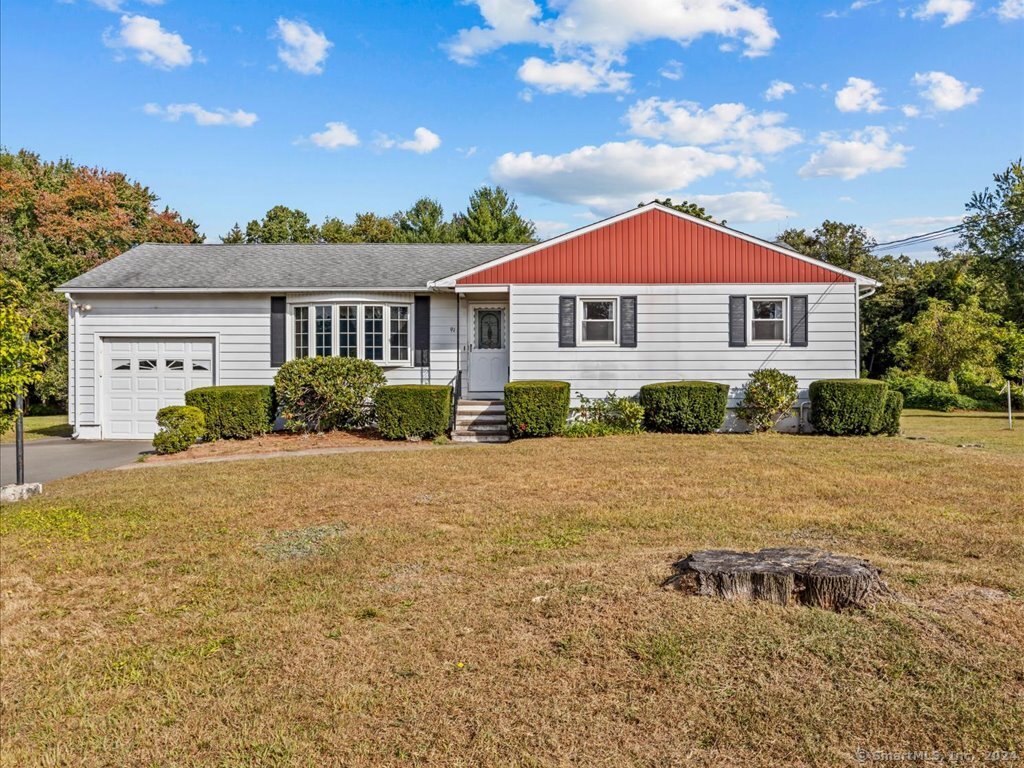 Montowese Ave, North Haven, CT 06473