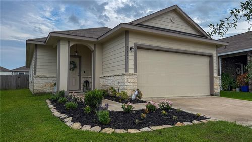 24003 Farmstead Dr, Hockley, TX, 77447-2053 | Card Image