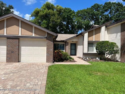7278 Scotland Cir, WEEKI WACHEE, FL, 34613-5122 | Card Image