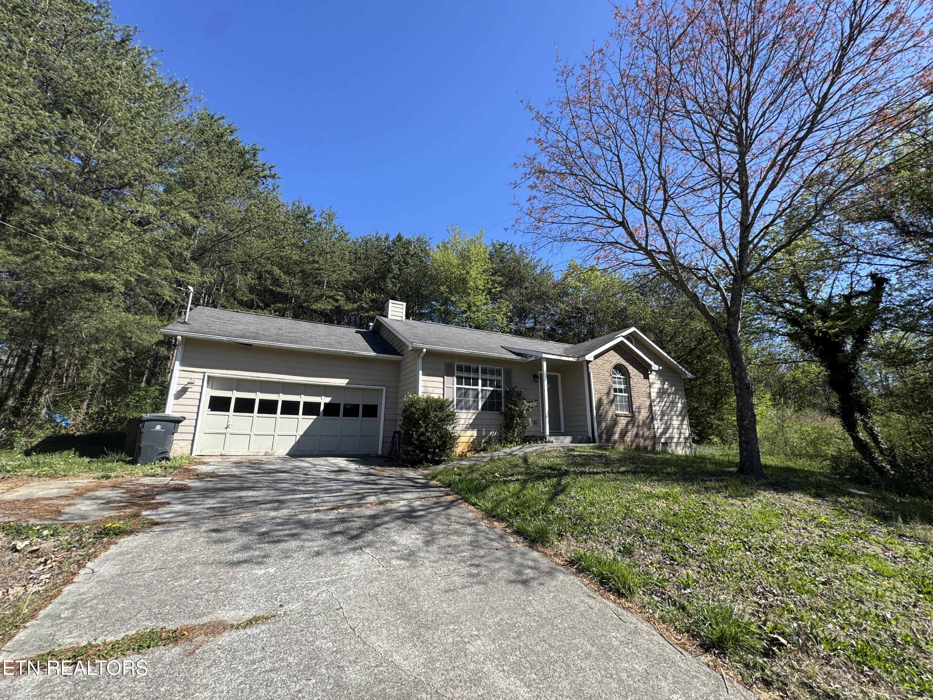 2222 Woods Smith Rd, For Sale in Knoxville - eXp Realty