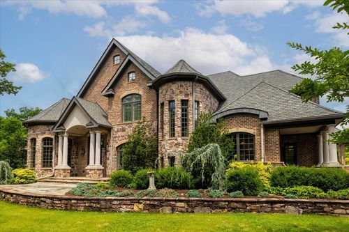 4255 Fortress Dr, BLACKSBURG, VA, 24060-1238 | Card Image