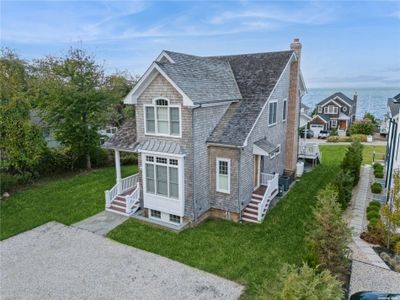 938 Sound Shore Road, House other with 3 bedrooms, 3 bathrooms and null parking in Jamesport NY | Image 3