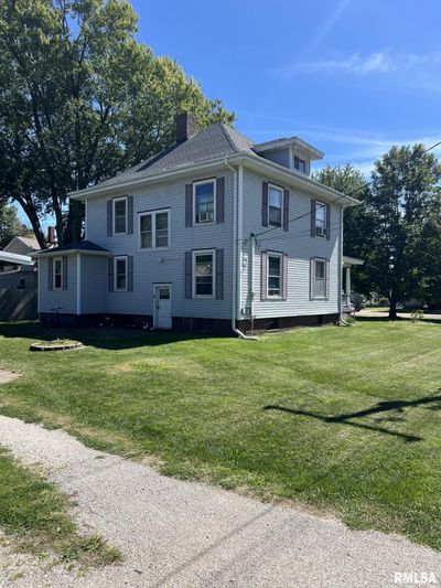 710 Nw 1 St Street, House other with 3 bedrooms, 1 bathrooms and null parking in Galva IL | Image 2