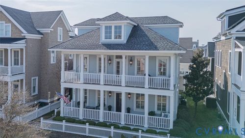 9675 28th Bay St, Norfolk, VA, 23518-1910 | Card Image