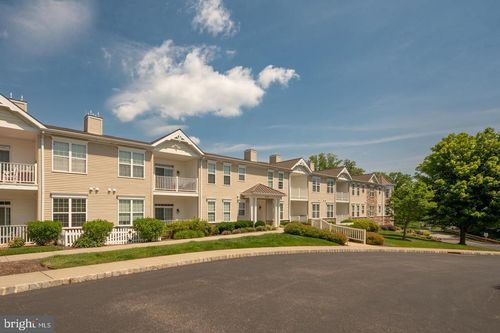 2202 Poplar St, GARNET VALLEY, PA, 19060-6704 | Card Image