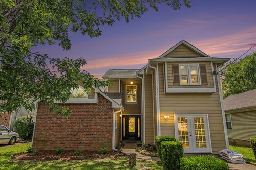 139 Agee Cir E, Hendersonville, TN, 37075-3061 | Card Image