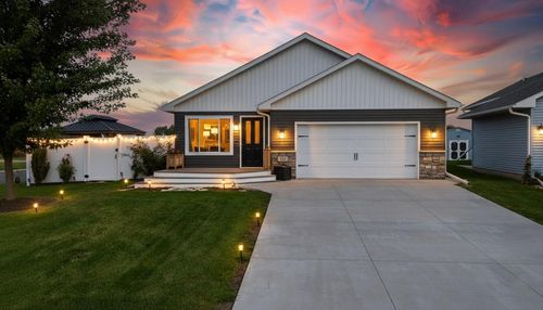 511 Juniper Ln Nw, Montgomery, MN, 56069-4448 | Card Image