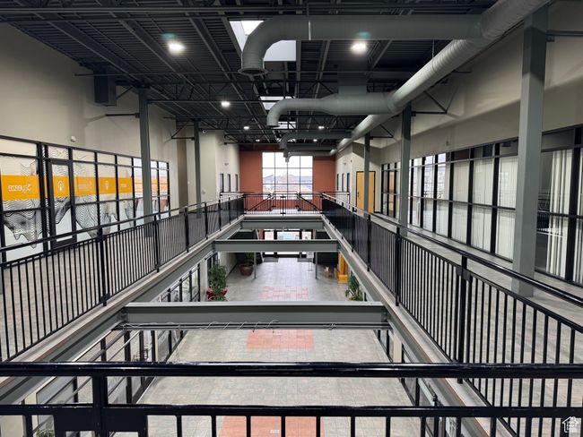 Interior space | Image 8