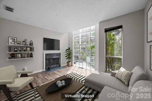 apt-h-415 W 7th St, Charlotte, NC, 28202-1674 | Card Image