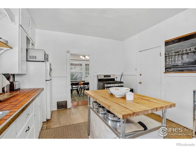 Main Level 1 Bedroom | Image 17