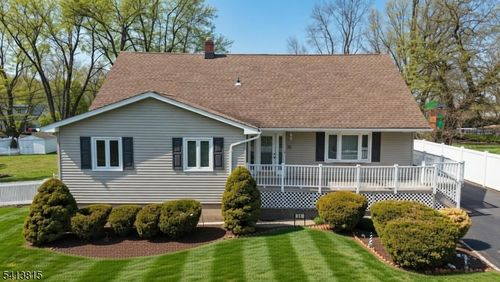 35 Thompson Ave, Fords, NJ, 08863-1424 | Card Image