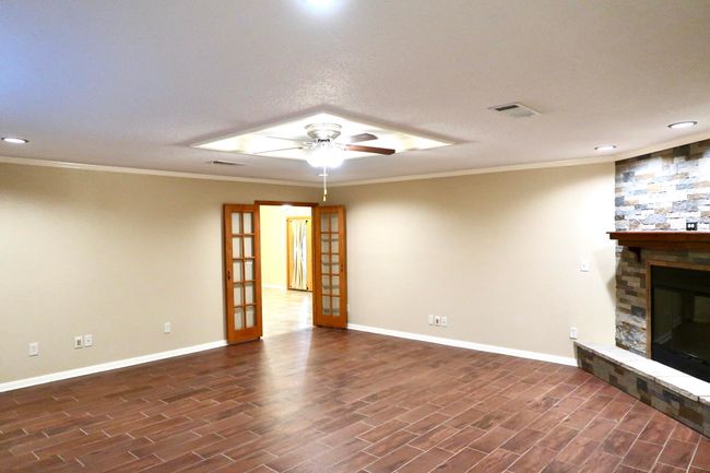 5263 Old Highway 87, House other with 3 bedrooms, 2 bathrooms and null parking in Orange TX | Image 15