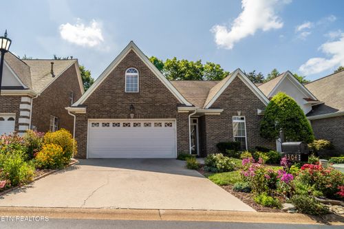 5304 Tazewell Pointe Way, Knoxville, TN, 37918-7524 | Card Image