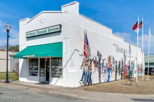102 N Front St, Warsaw, NC, 28398-1834 | Card Image