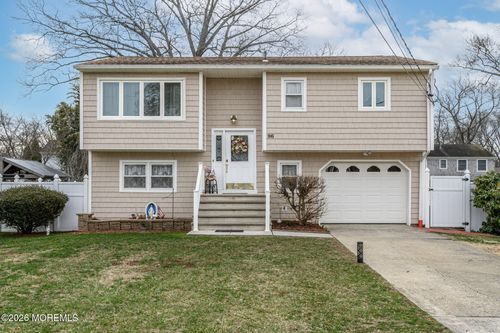 96 Cooper Blvd, Red Bank, NJ, 07701-5852 | Card Image