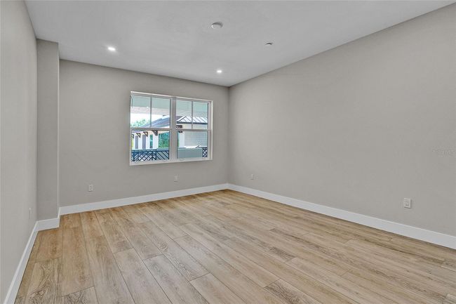 guest room | Image 29