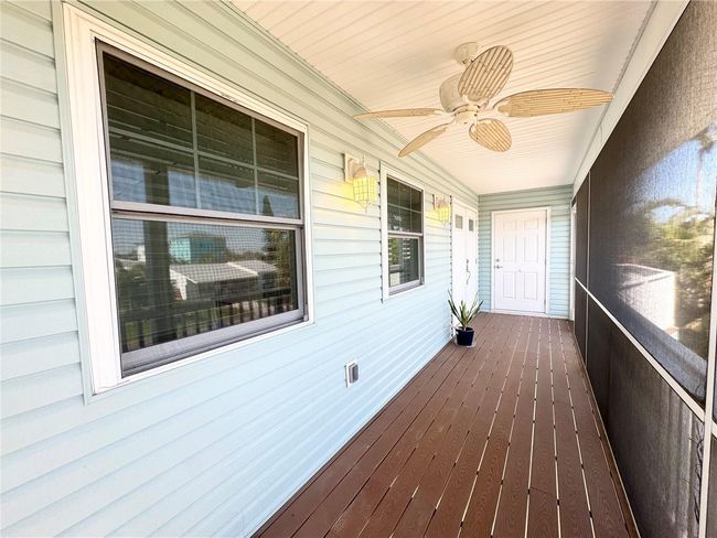 16204 3 Rd St E, House other with 3 bedrooms, 4 bathrooms and null parking in REDINGTON BEACH FL | Image 9