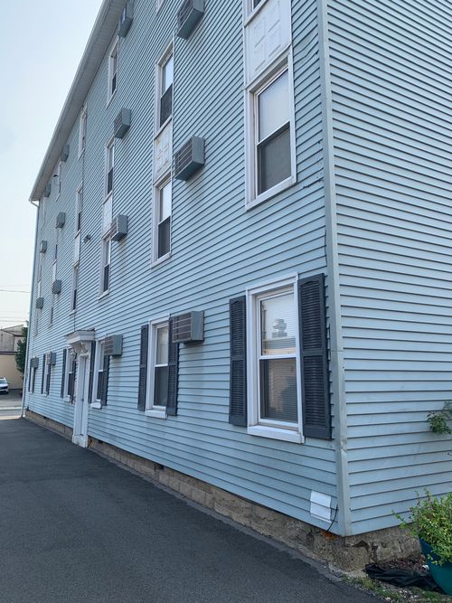 a2-13 Park Pl, Naugatuck, CT, 06770-4101 | Card Image