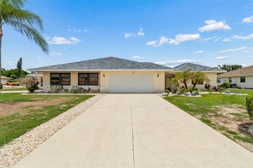 1915 W Del Webb Blvd, SUN CITY CENTER, FL, 33573-4802 | Card Image