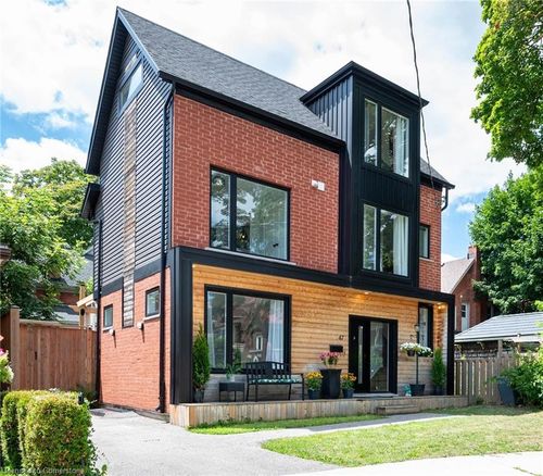 47 Gruhn St, Kitchener, ON, N2G1S5 | Card Image