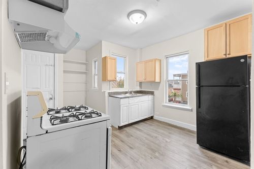 3-239 Bowdoin St, Boston, MA, 02122-1809 | Card Image