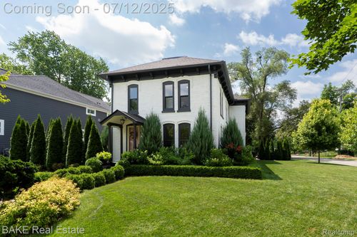 391 Maple St, Plymouth, MI, 48170-1958 | Card Image