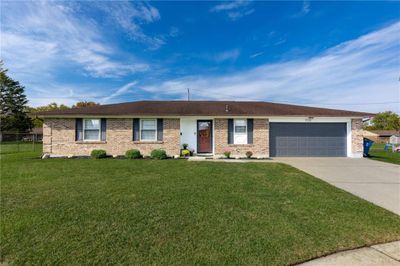 7721 Sharsted Circle, House other with 3 bedrooms, 1 bathrooms and null parking in Huber Heights OH | Image 1