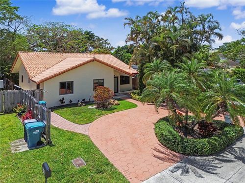 0-6714 N Waterway Dr, Miami, FL, 33155 | Card Image