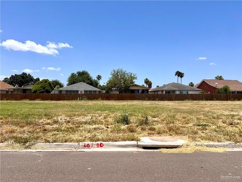 706 La Laguna Rd, Mission, TX, 78572-1308 | Card Image