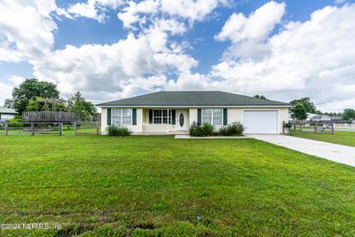 27260 W 12 Th Avenue, House other with 3 bedrooms, 2 bathrooms and null parking in Hilliard FL | Image 1