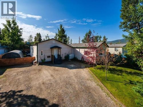 6 Ebony Pl, Whitehorse, YT, Y1A4R7 | Card Image