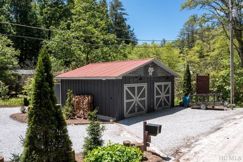 204 Lance Rd, Cashiers, NC, 28717-0285 | Card Image