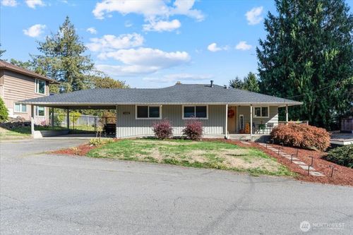 14448 6th Ave S, Burien, WA, 98168-3527 | Card Image