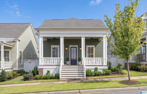 4522 Village Green Way, HOOVER, AL, 35226-4251 | Card Image
