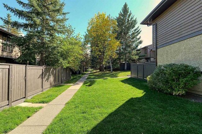 56 - 2300 Oakmoor Drive Sw, Townhouse with 3 bedrooms, 1 bathrooms and 1 parking in Calgary AB | Image 35