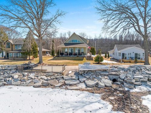 4813 Edgewater Beach Road, SCOTT, WI, 54311 | Card Image