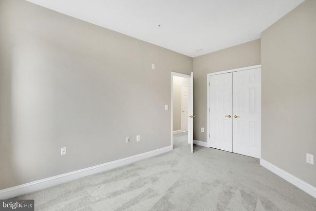 APT-208 - 500 King Farm Blvd, Condo with 3 bedrooms, 2 bathrooms and null parking in ROCKVILLE MD | Image 35