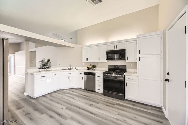 2668 Alwoodley Cir, House other with 2 bedrooms, 2 bathrooms and null parking in Las Vegas NV | Image 11