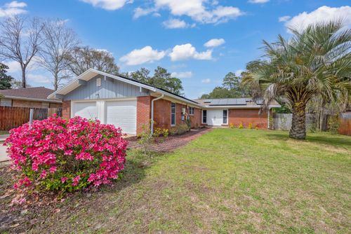 5 Cinderella Ct Nw, Fort Walton Beach, FL, 32547-4603 | Card Image