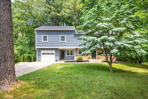 39 Aspen Mill Rd, Ridgefield, CT, 06877-1901 | Card Image