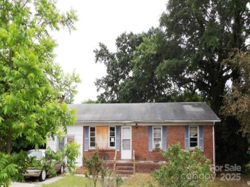 203 N Cowan St, Lilesville, NC, 28091 | Card Image