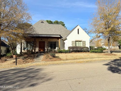 125 Vinca Dr, Madison, MS, 39110-6533 | Card Image