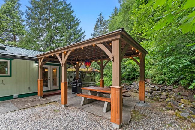 6412 Rockwell Drive, House other with 3 bedrooms, 2 bathrooms and null parking in Harrison Hot Springs BC | Image 32