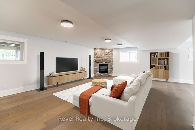 1749 Tiny Beaches Rd S, House other with 5 bedrooms, 3 bathrooms and 6 parking in Tiny ON | Image 27